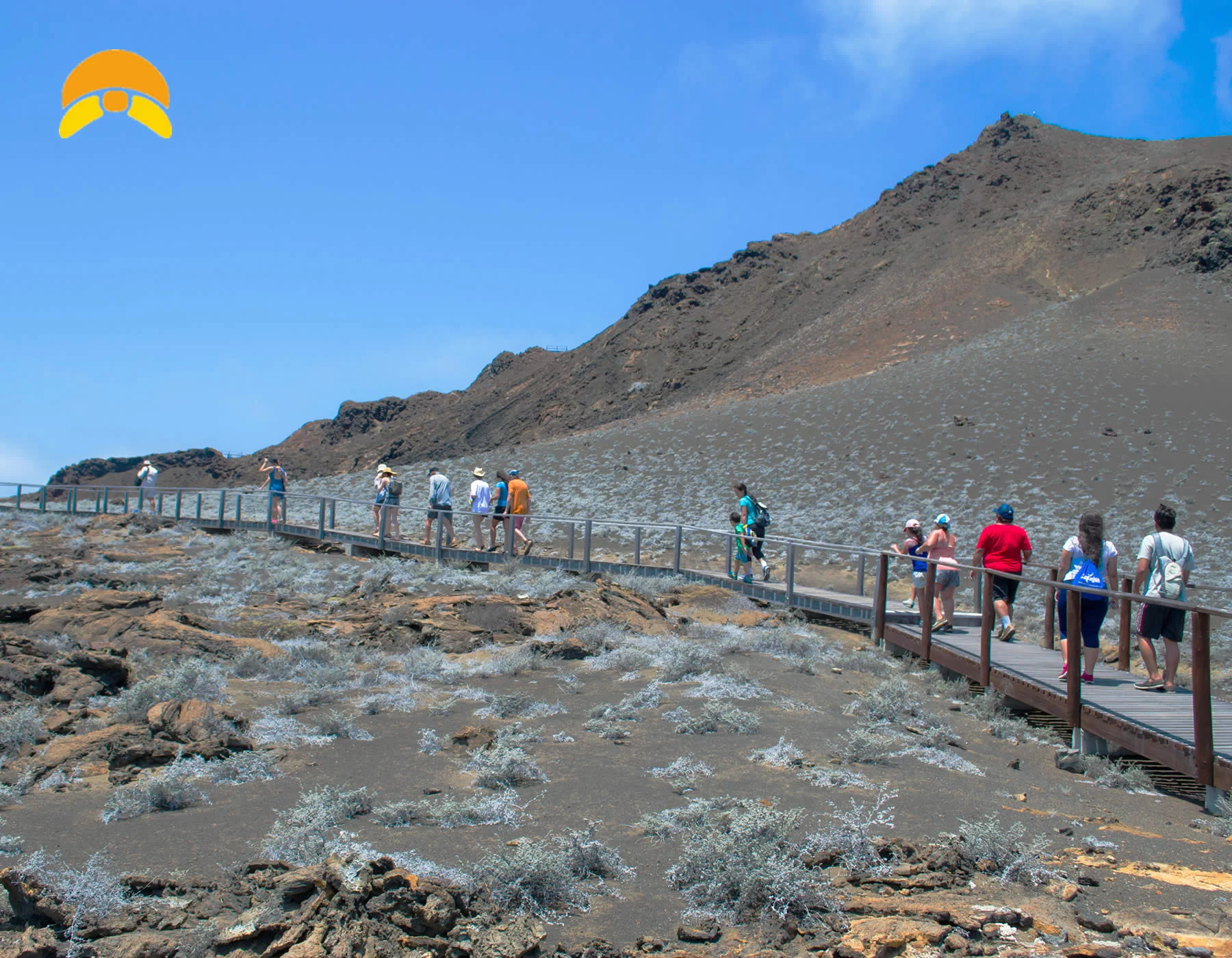 A caminhada em Bartolome é para todas as idades.